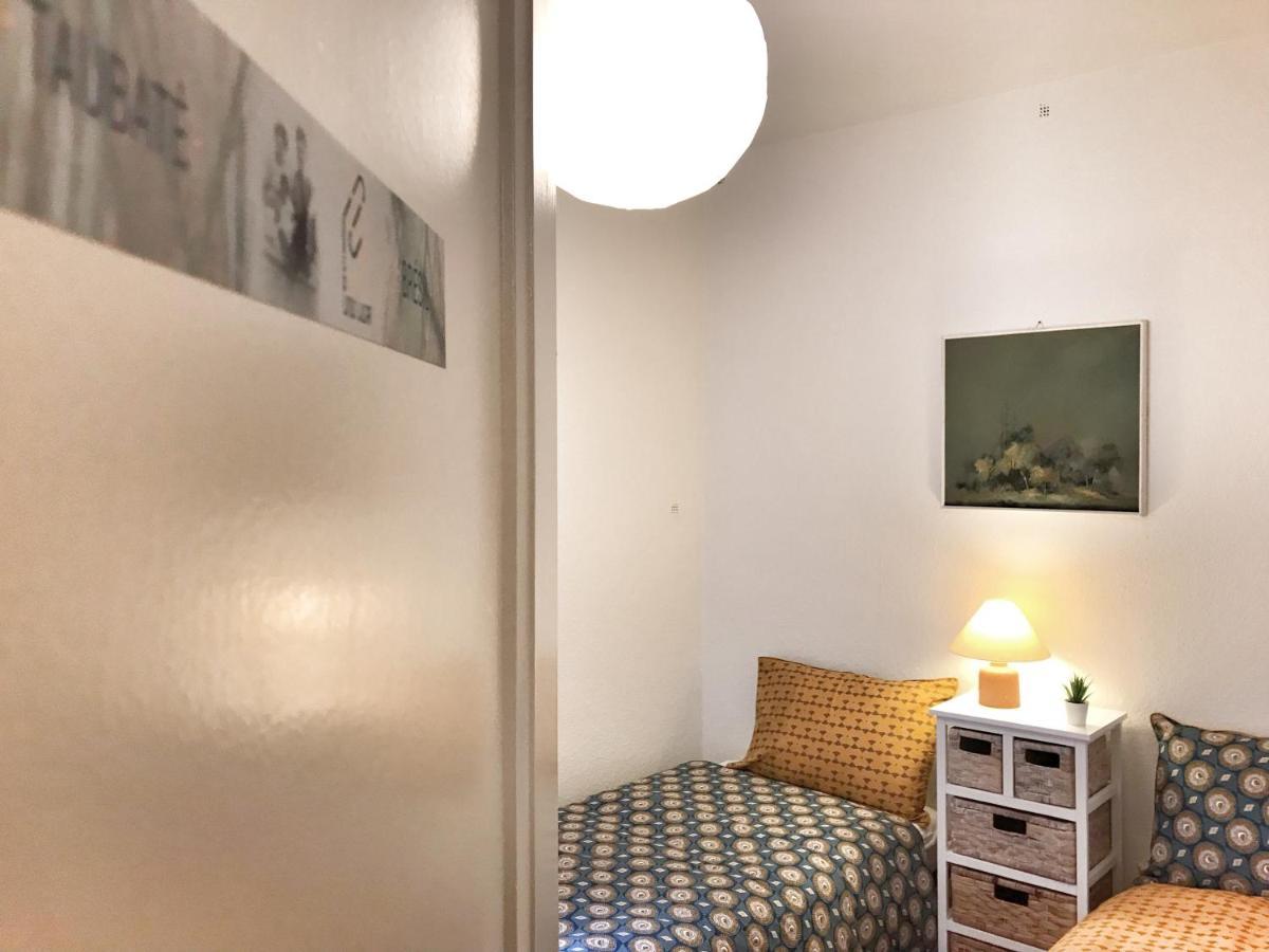 לינה וארוחת בוקר מיירין Lindo Lugar - Just A 7 Minute Walk From The Airport מראה חיצוני תמונה